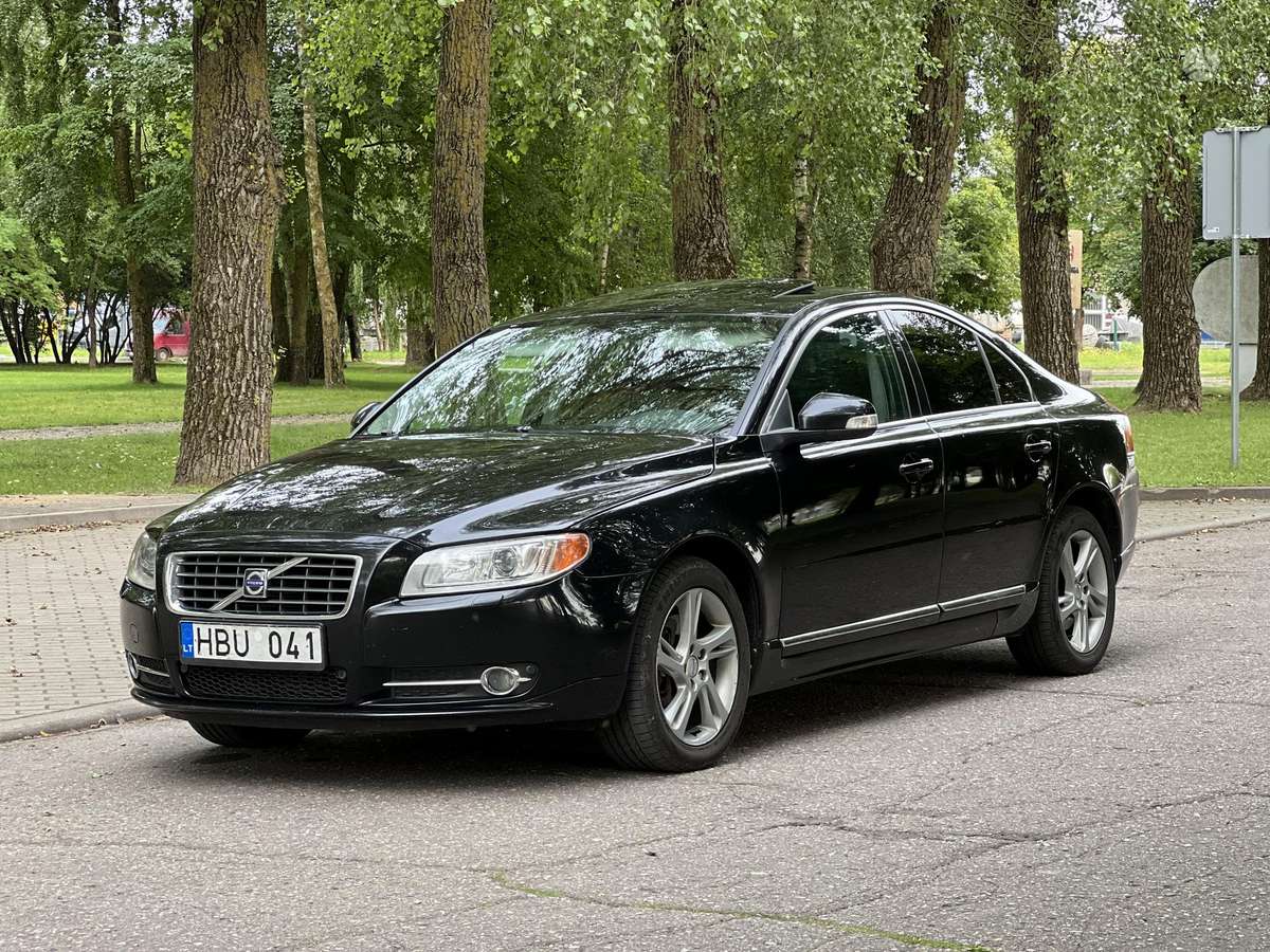 Volvo S80, 2.4 l., Седан