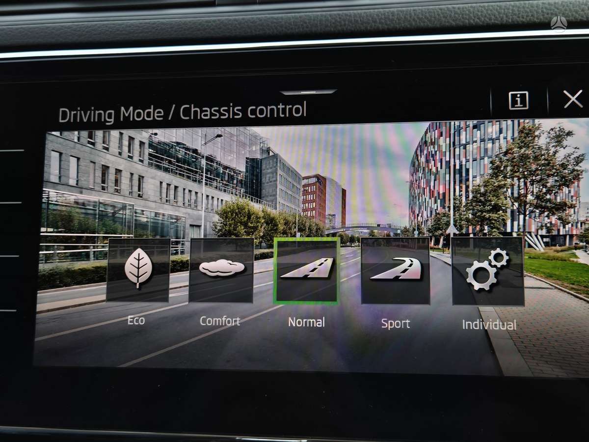 Skoda Superb, 2.0 l., Хэтчбек