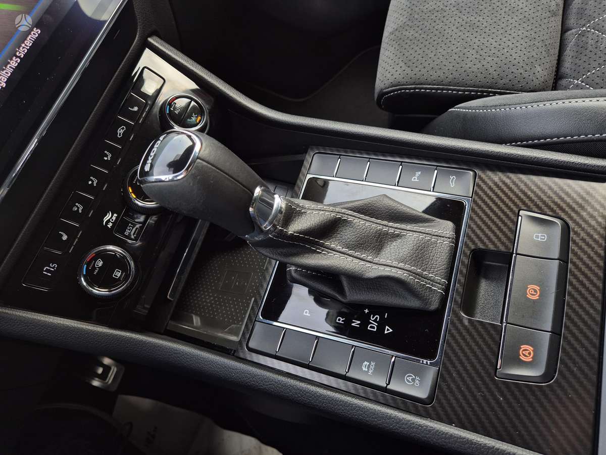 Skoda Superb, 2.0 l., Хэтчбек