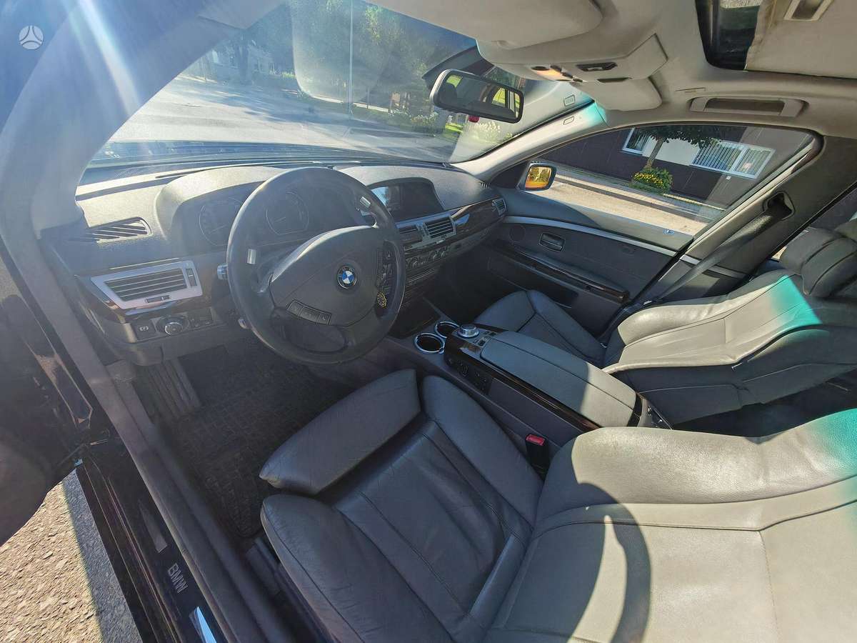 BMW 730, 3.0 l., Седан