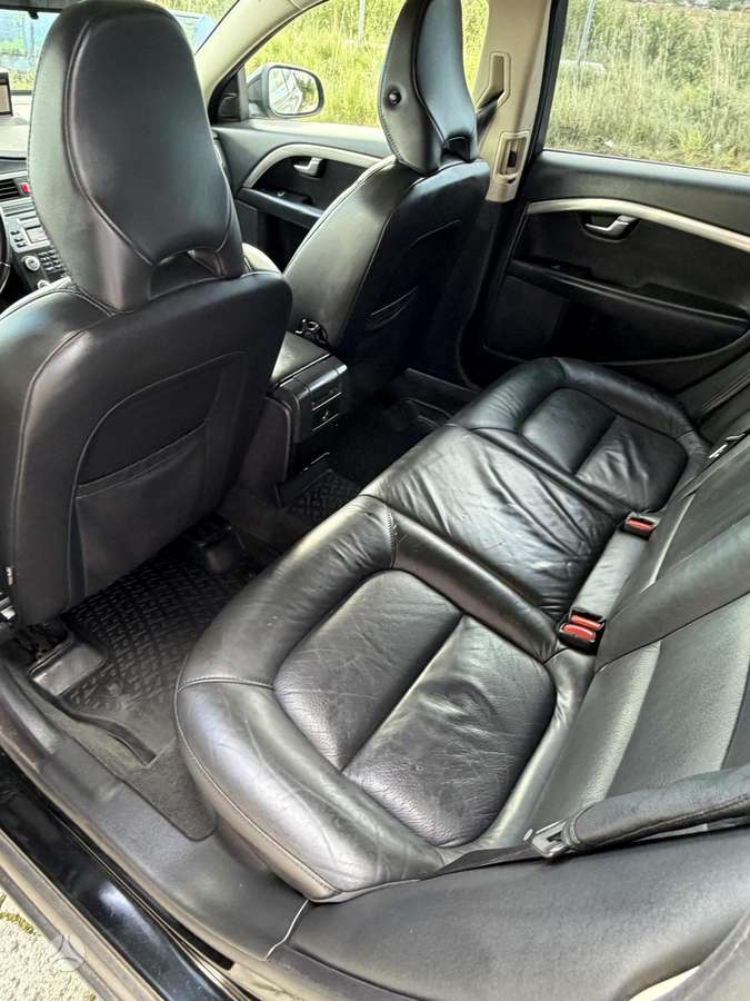 Volvo V70, 2.0 l., Универсал
