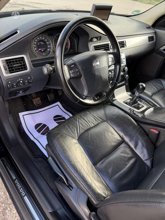 Volvo V70, 2.0 l., Универсал