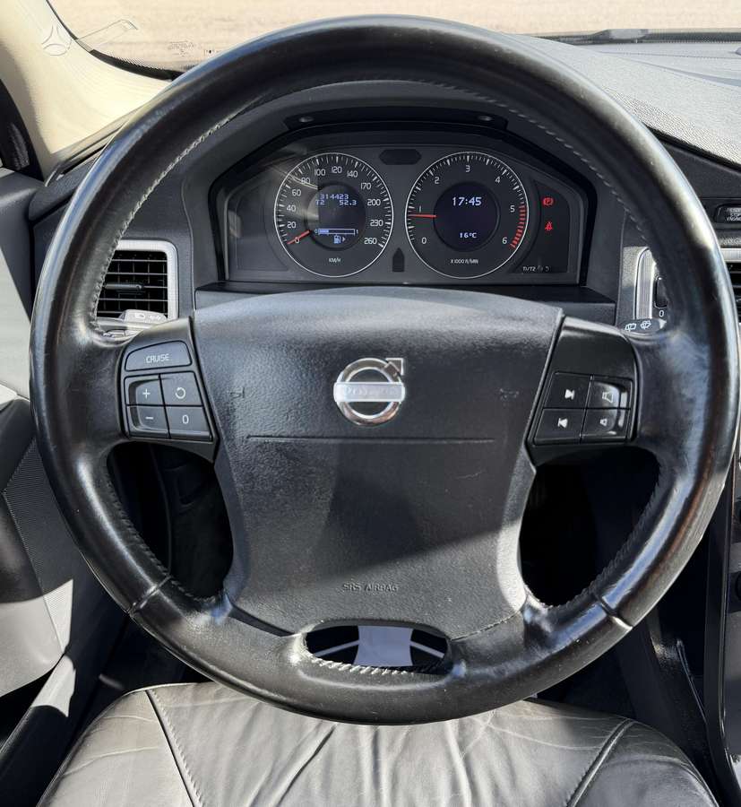 Volvo V70, 2.0 l., Универсал