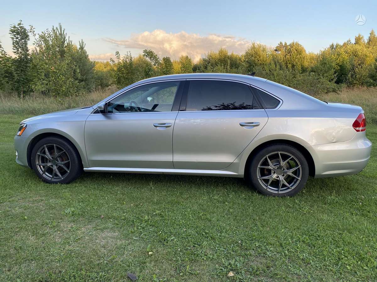 Volkswagen Passat - 10