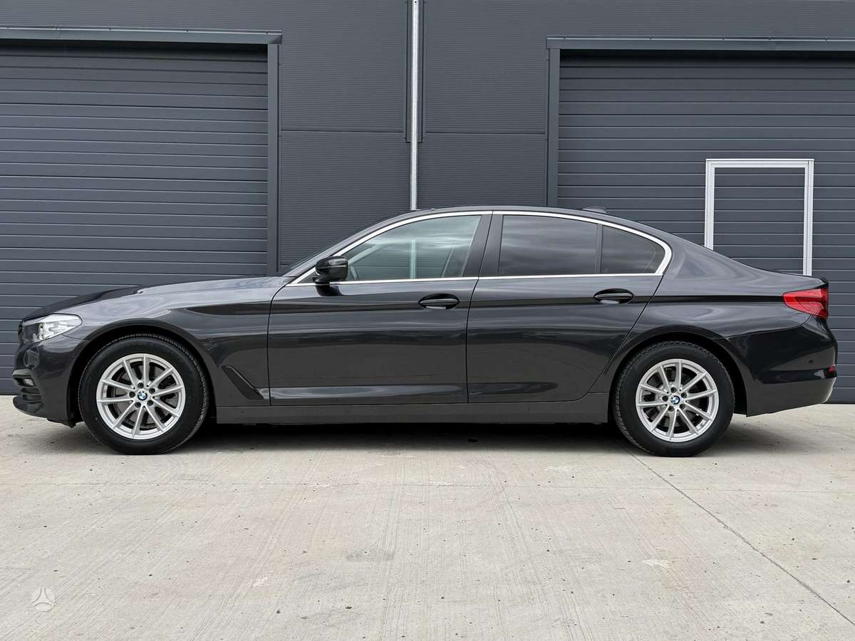BMW 520, 2.0 l., Седан