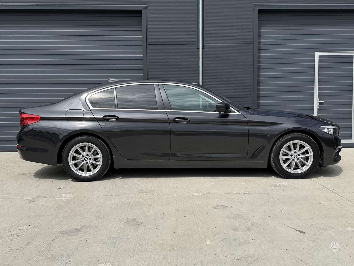 BMW 520, 2.0 l., Седан