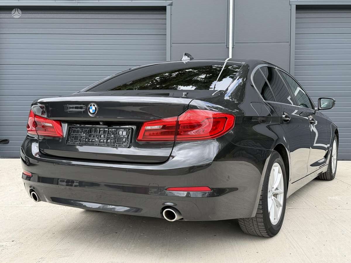 BMW 520, 2.0 l., Седан
