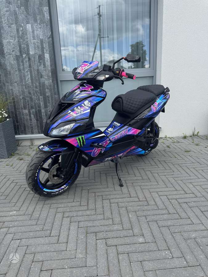 Aprilia SR 49cc, мотороллеры / мопеды