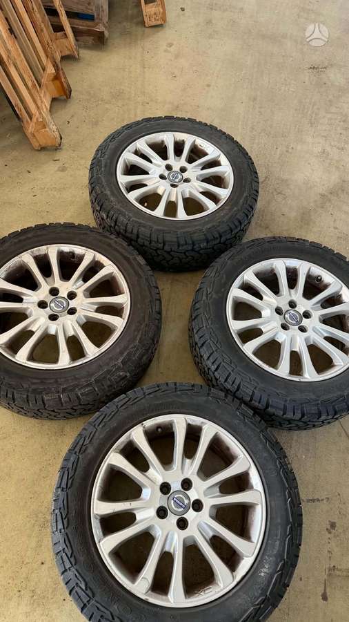 -Kita-, universalios 235/60 R18