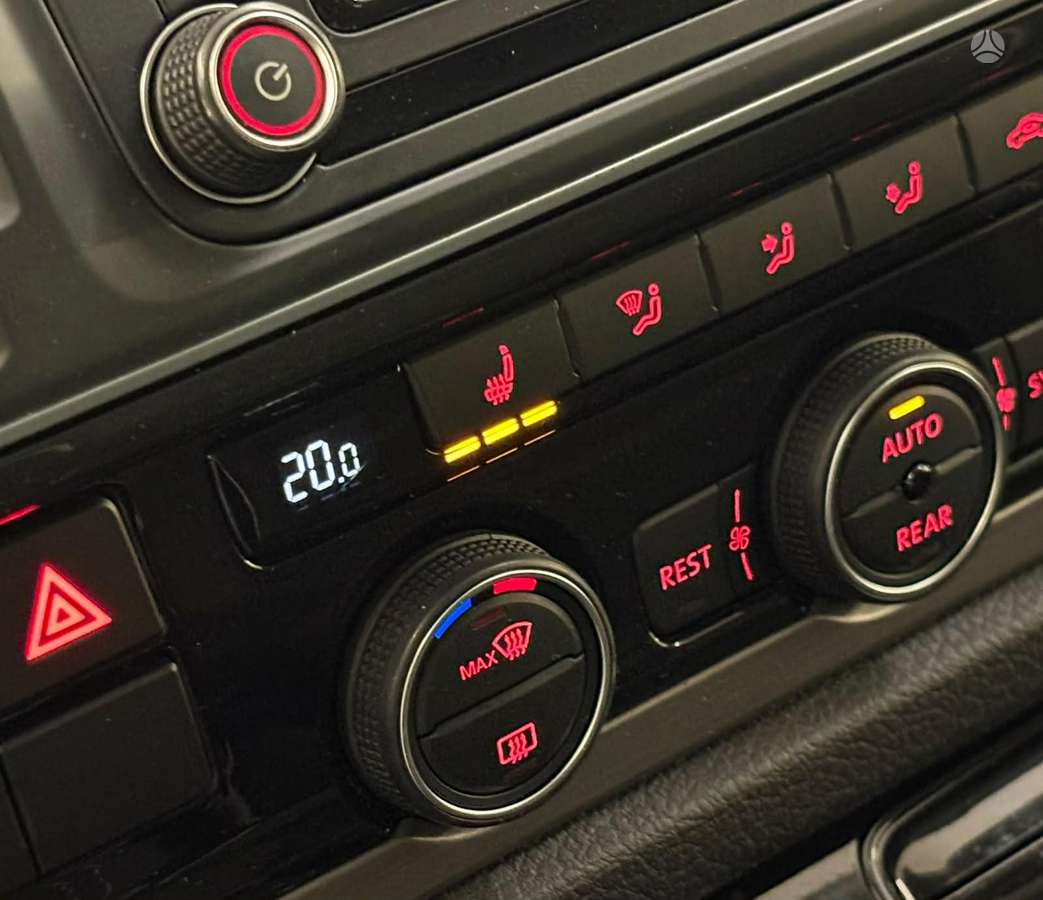 Volkswagen Multivan, 2.0 l., Минивэн