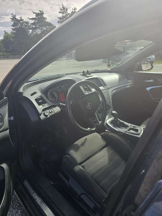 Opel Insignia, 2.0 l., Универсал