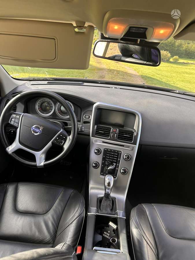 Volvo XC60 - 8