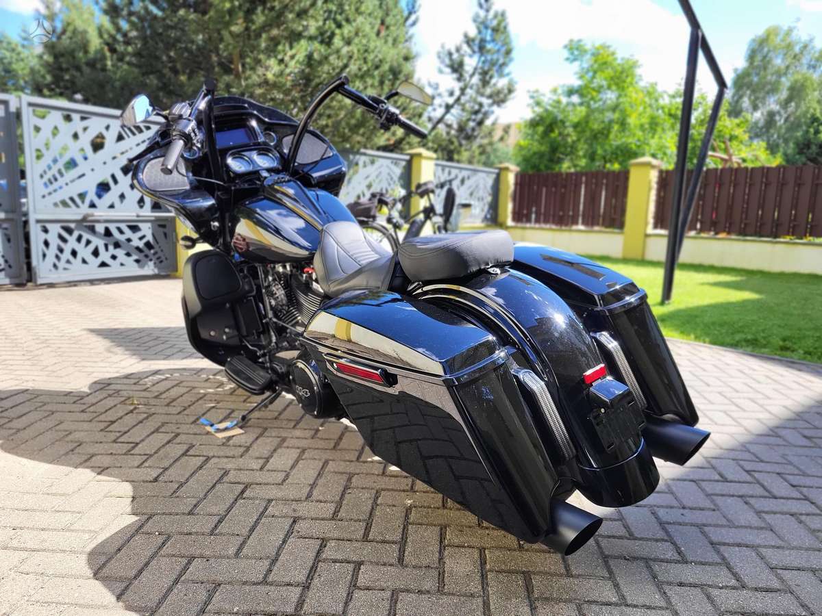 Harley-Davidson FXST, touring / sport touring