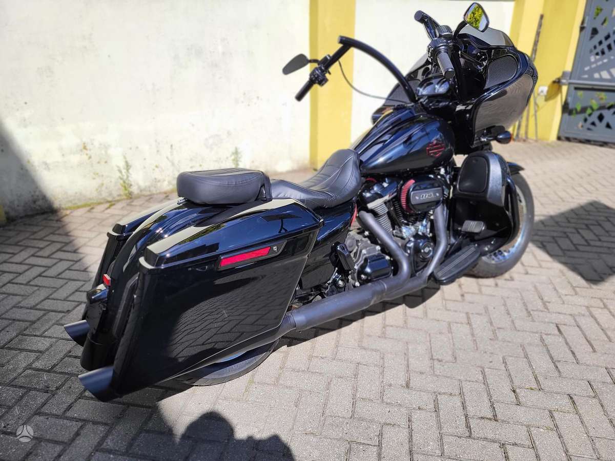 Harley-Davidson FXST, touring / sport touring