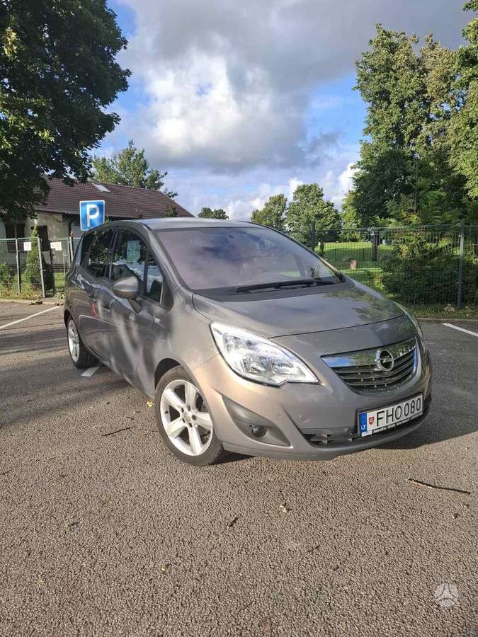 Opel Meriva, 1.4 l., Минивэн
