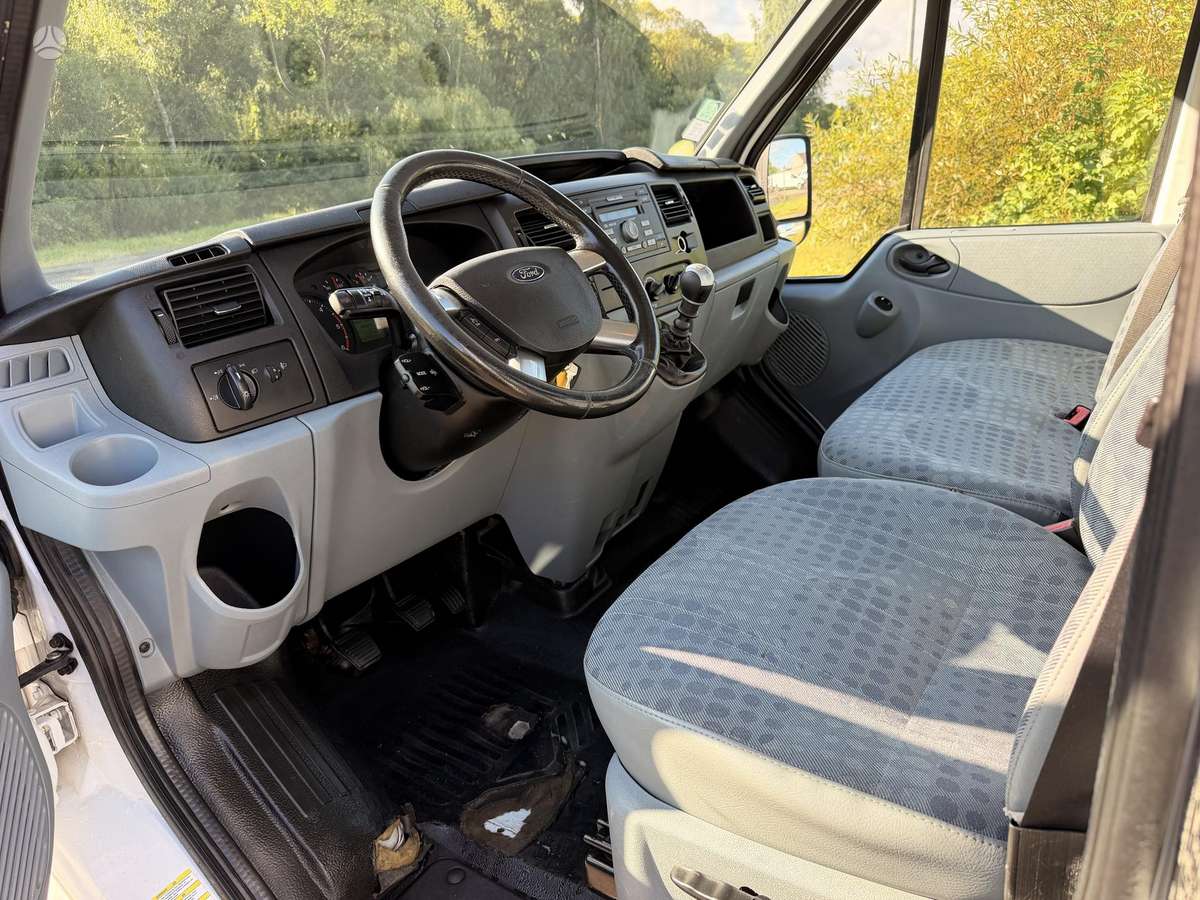 Ford Transit, autovežiai