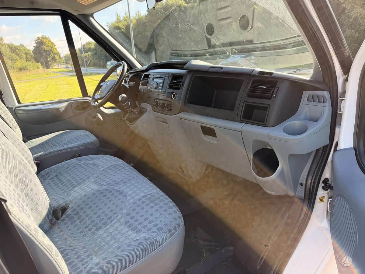 Ford Transit, autovežiai