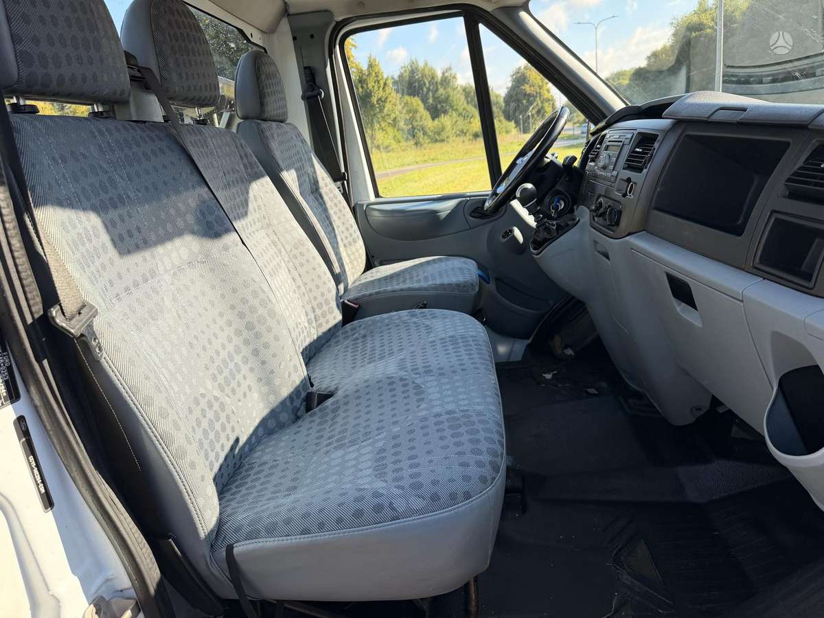 Ford Transit, auto vedēji