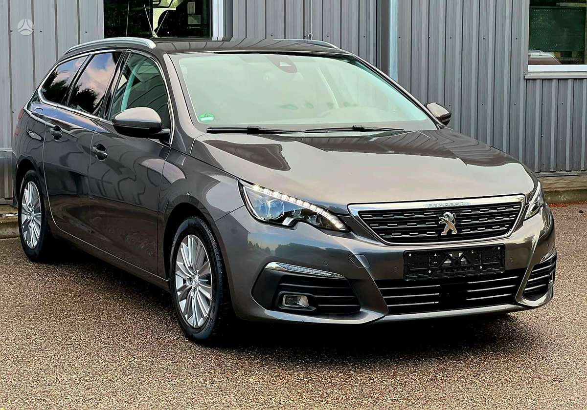 Peugeot 308, 1.2 l., Универсал