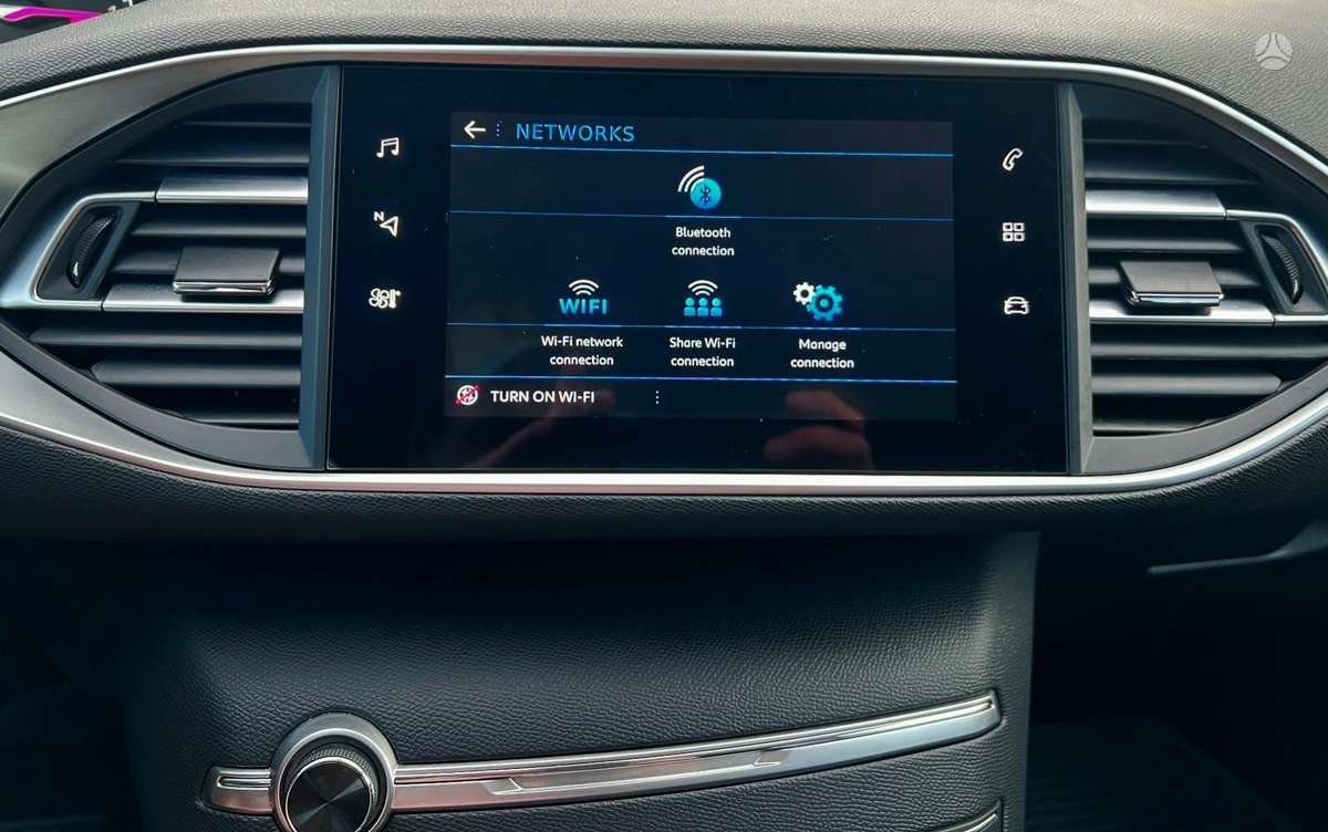 Peugeot 308, 1.2 l., Универсал