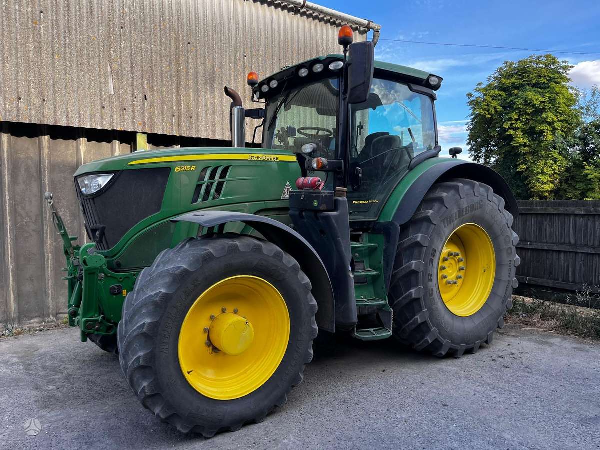 John Deere 6215R, tractors