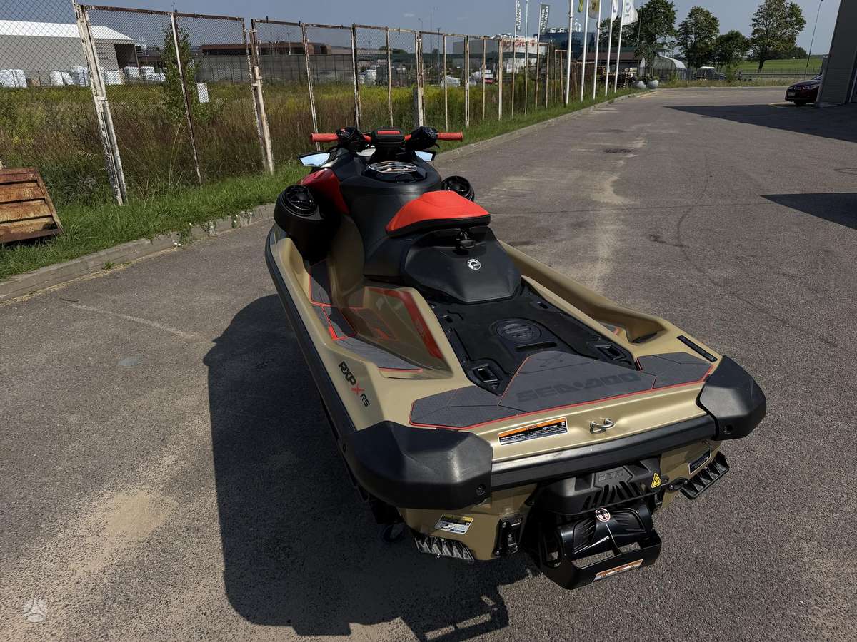 Sea-Doo RXP 325, водные мотоциклы