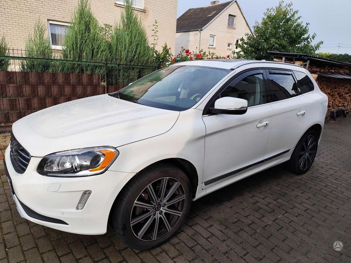Volvo XC60 - 2
