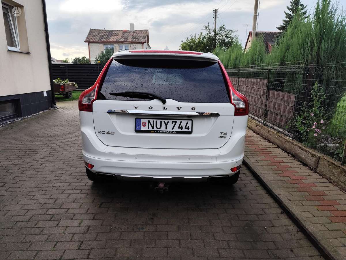 Volvo XC60 - 8