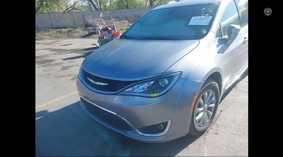 Chrysler Pacifica, 3.6 l., Минивэн