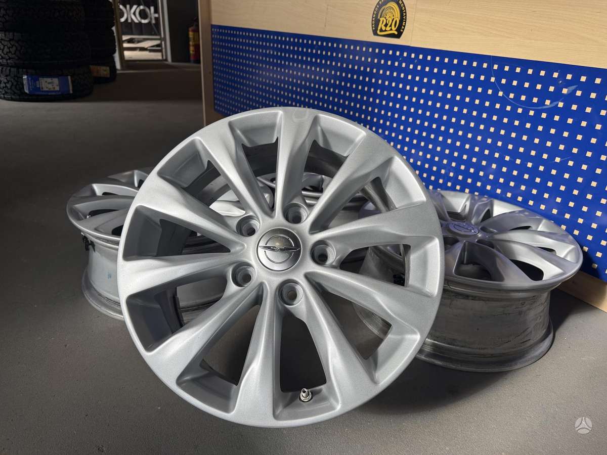Chrysler Pacifica , Dodge, lengvojo lydinio, R17