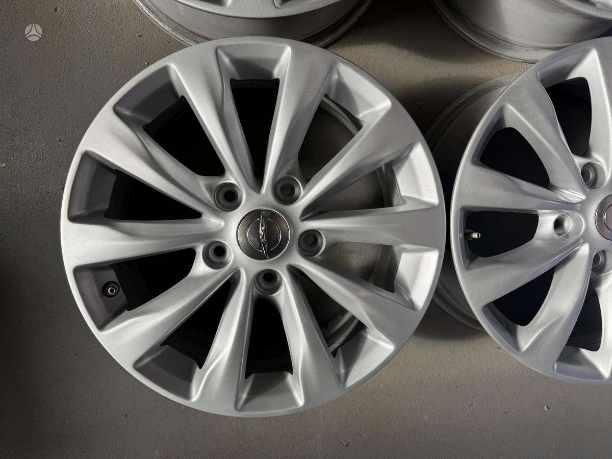 Chrysler Pacifica , Dodge, lengvojo lydinio, R17