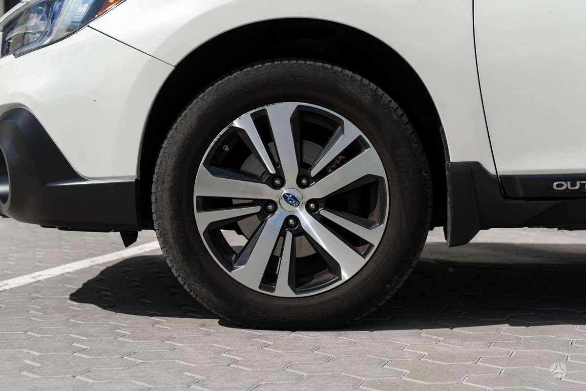 Subaru Outback, 3.6 l., Универсал