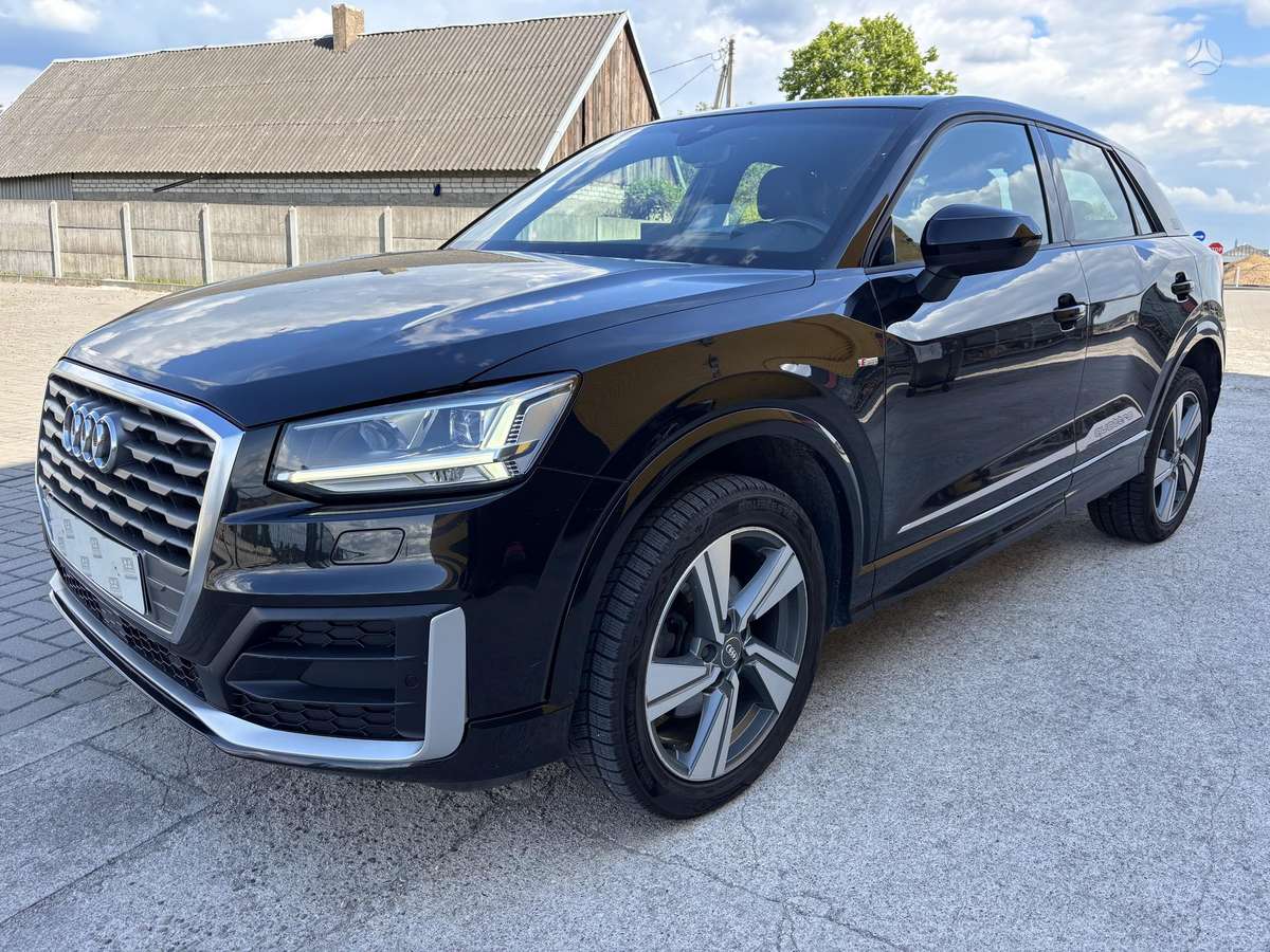 Audi Q2, 2.0 l., off-road / crossover