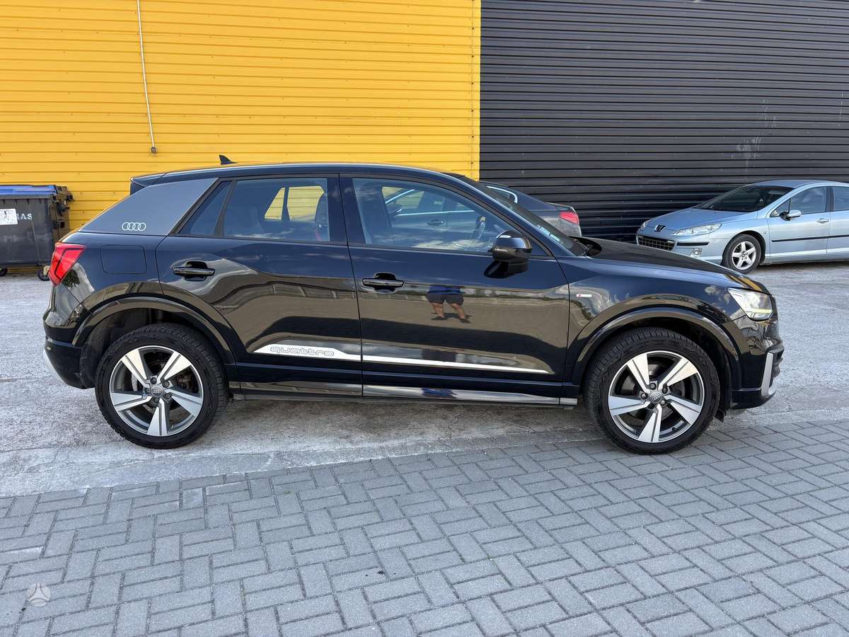 Audi Q2, 2.0 l., off-road / crossover