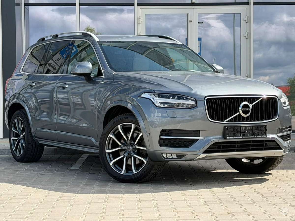 Volvo XC90 - 1