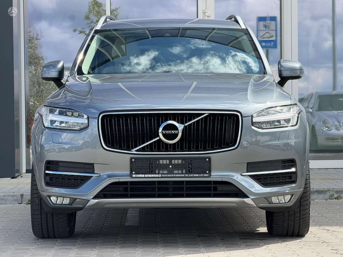 Volvo XC90 - 2