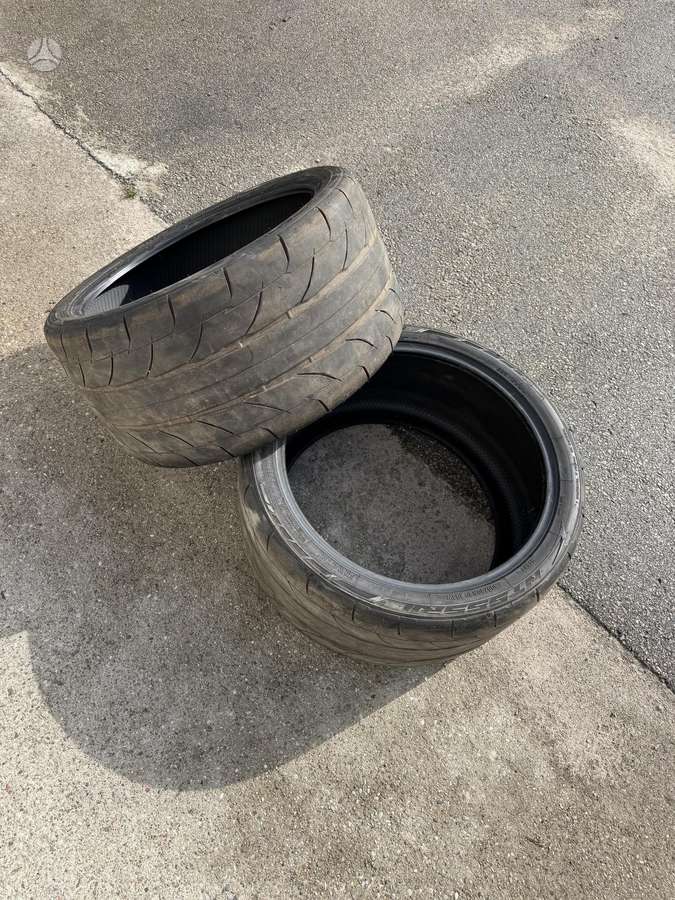 Nitto, vasarinės 305/30 R20