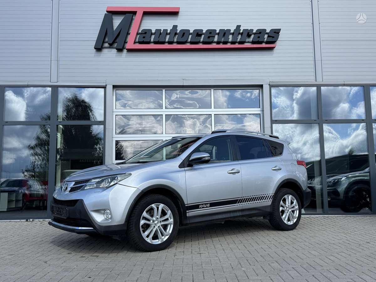 Toyota RAV4 - 1