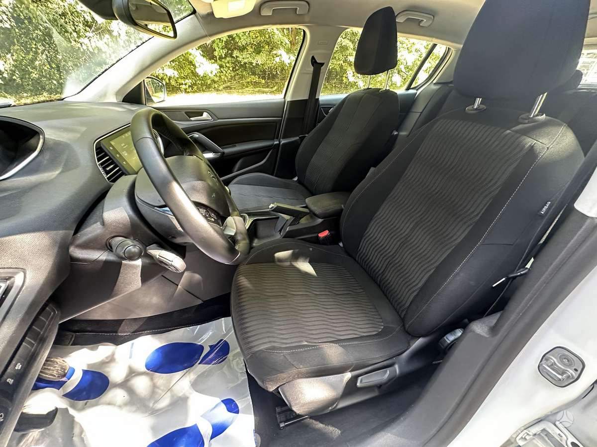 Peugeot 308 - 11