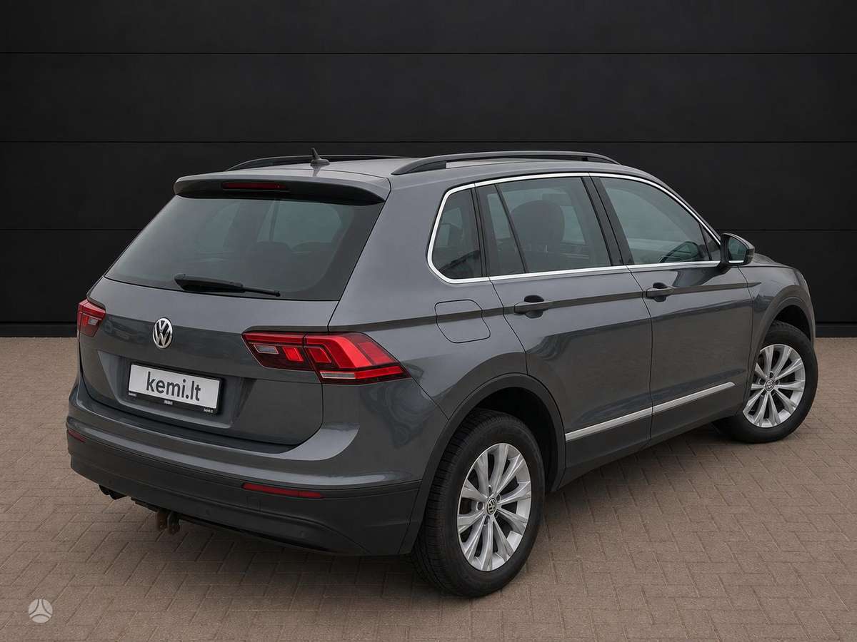 Volkswagen Tiguan - 5