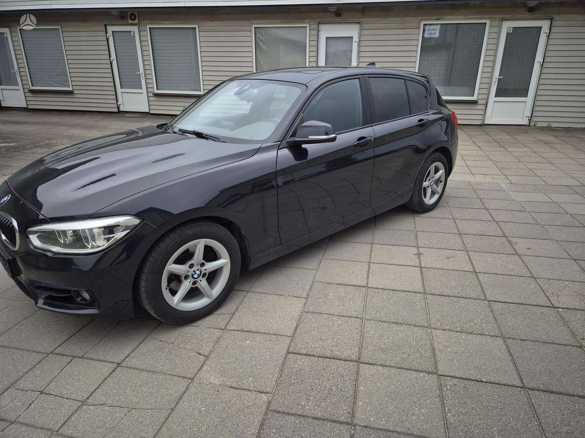 BMW 120, 2.0 l., hatchback