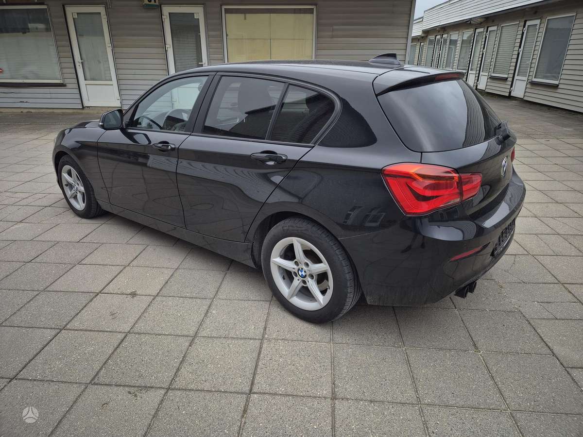 BMW 120, 2.0 l., hatchback