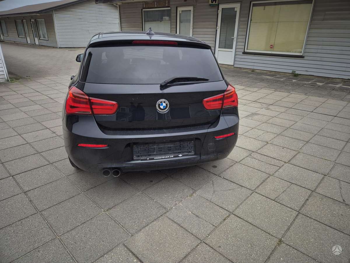 BMW 120, 2.0 l., hatchback