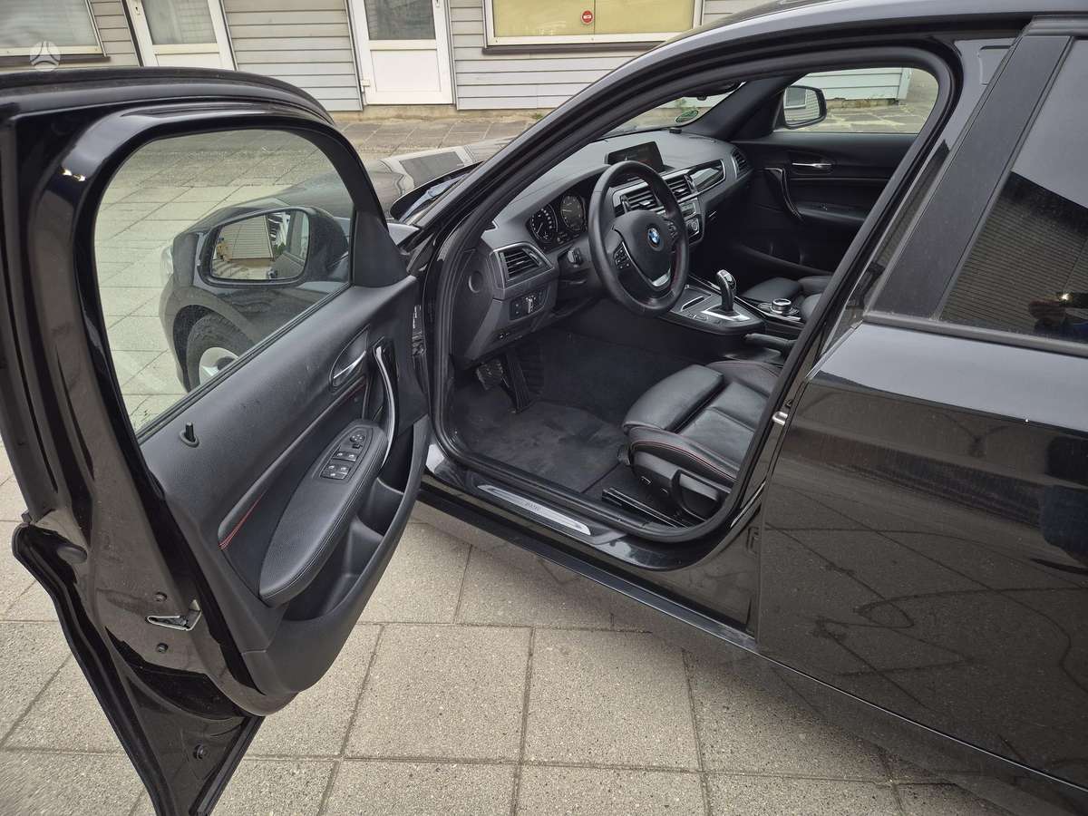 BMW 120, 2.0 l., hatchback