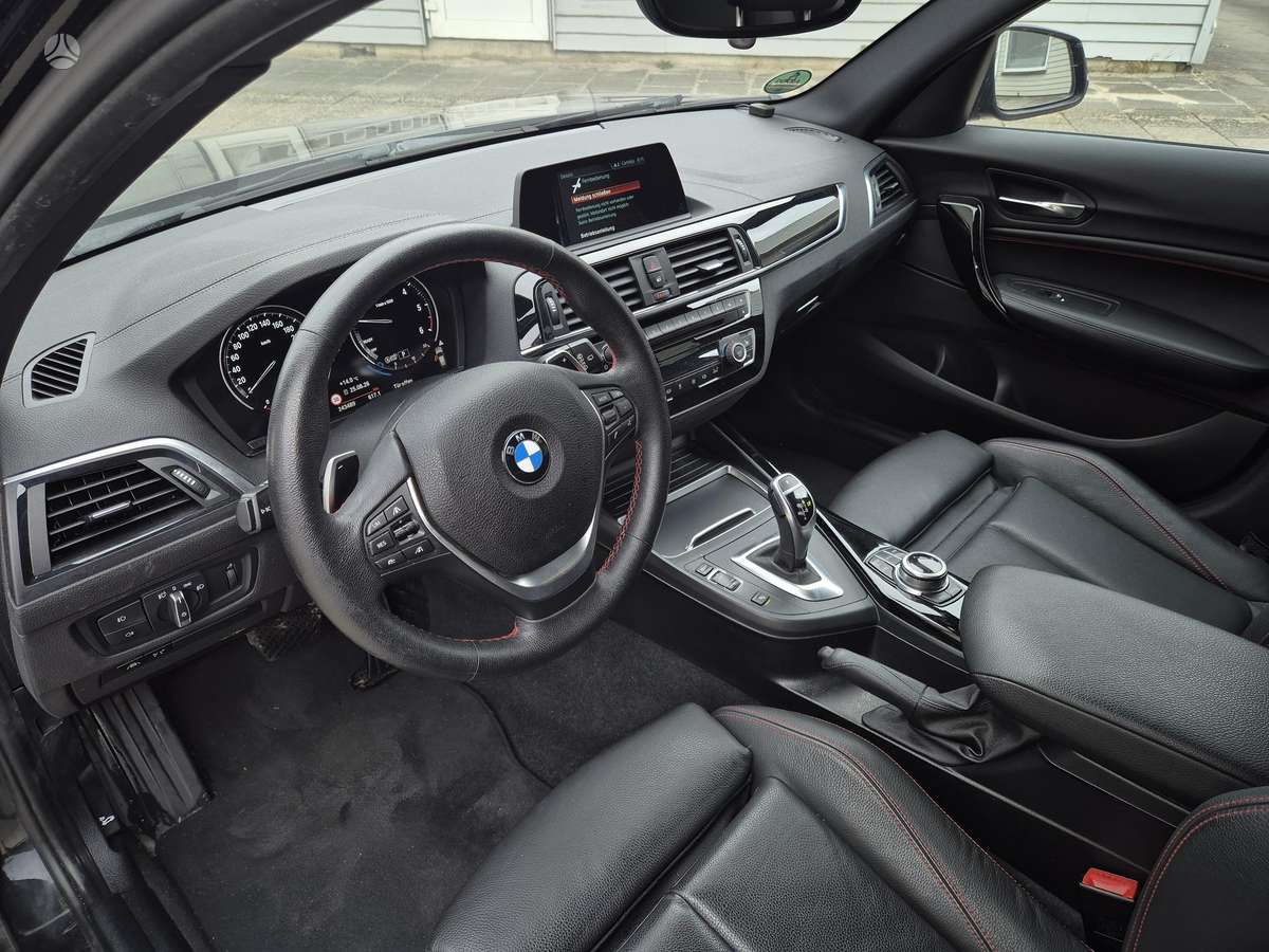 BMW 120, 2.0 l., hatchback