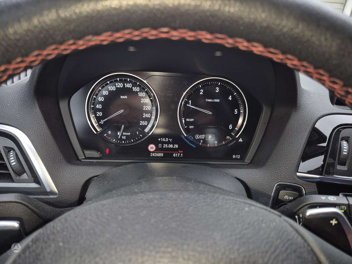 BMW 120, 2.0 l., hatchback