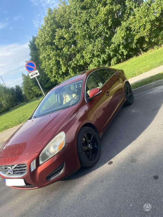 Volvo S60 - 2