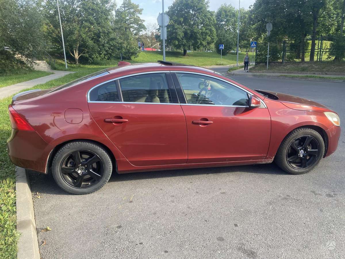 Volvo S60 - 3