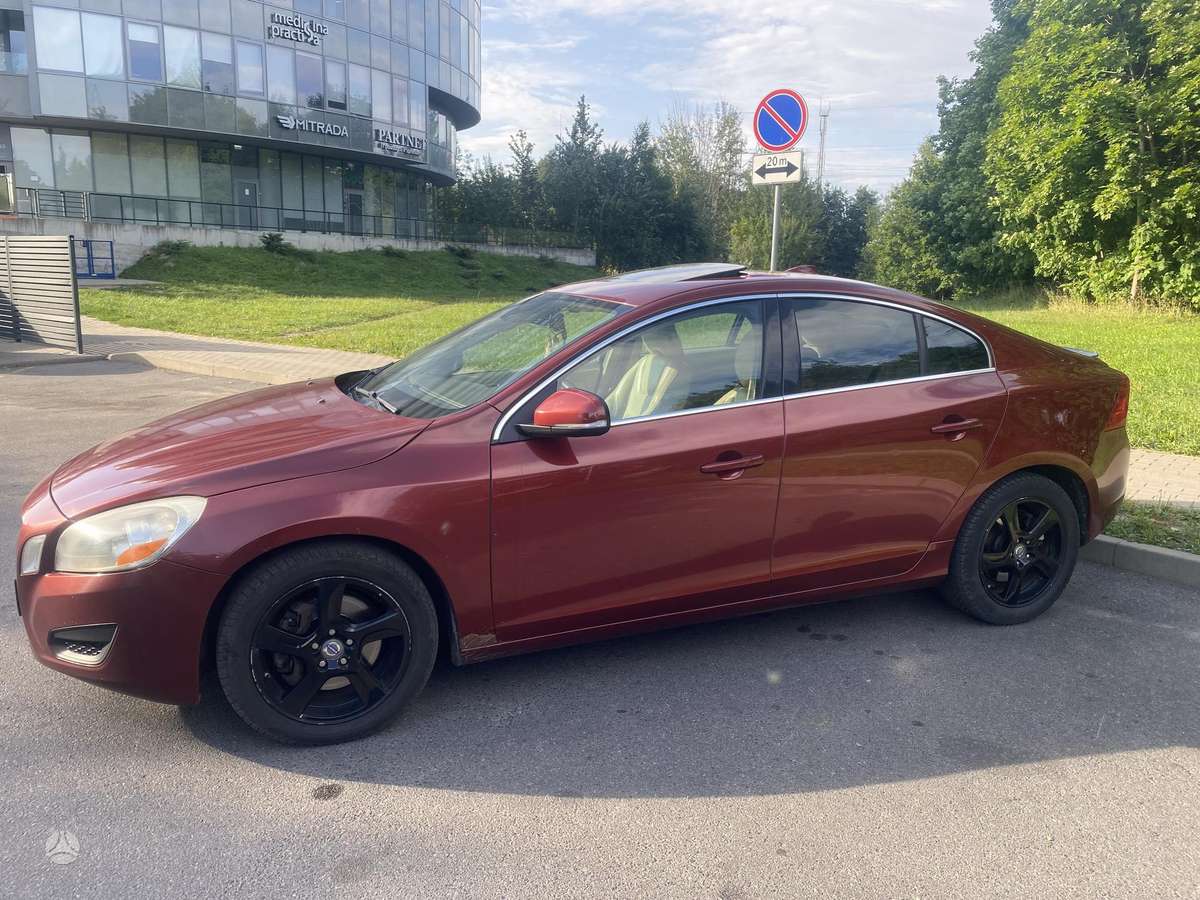 Volvo S60 - 5
