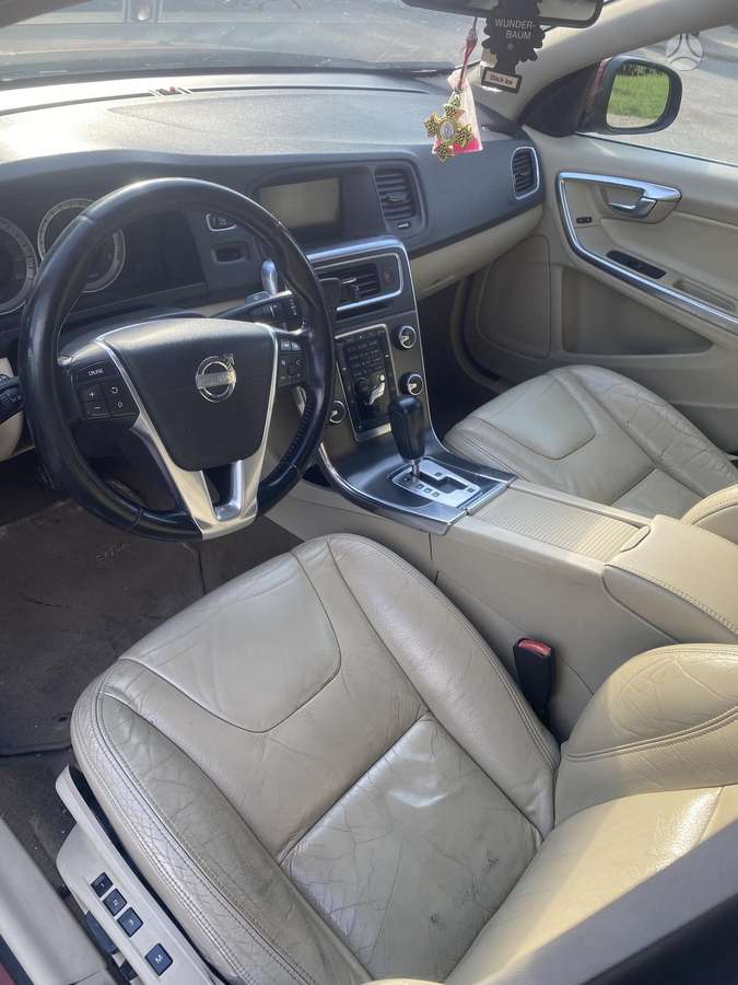 Volvo S60 - 7